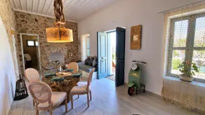 Lady Stamatias House - Image 5