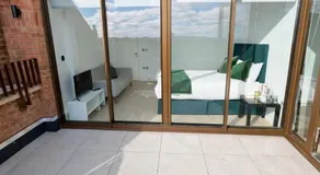 Upton park Plaistow East Ham Canning Town Apartment in London - Image 5