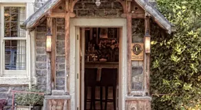 The Spread Eagle - Image 4