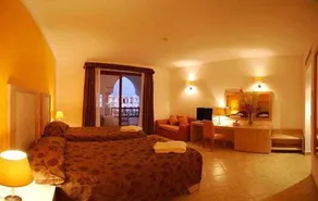 Gorgonia Beach Resort - Image 2