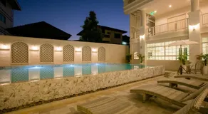 De Hug Hotel & Residence - Image 5