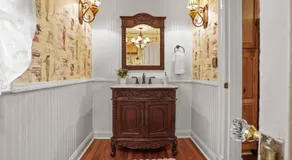 Charming Victorian Home - 2 minutes to downtown - Image 3