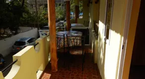 Sweet Beach Bungalow - Image 2