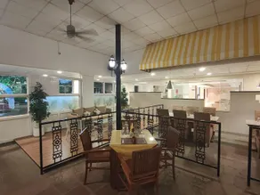  Featherlite Evoma Hotel - Image 4