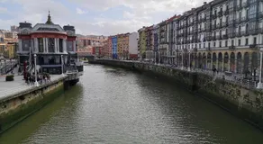 Suite Bilbao Arena con plaza de garaje - Image 5