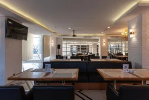 Shakti Hotel Bandung - Image 4