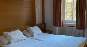 Vintage Castle "Schlosshof " Biker Hotel & B&B - Image 2