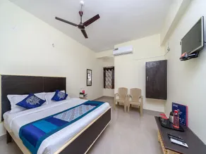 OYO 19011 Hotel Sannidhi Residency - Image 2