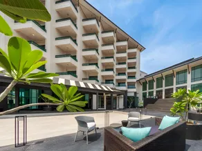 Solis Beach Hotel Rajamangala - Image 3