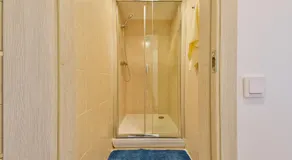 Laisves Avenue Hostel "Easy Kaunas" - Image 3