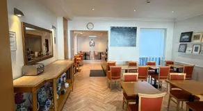 Americana Hotel - Image 2