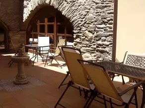 Hostal Casa Lacreu - Image 3