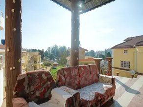 A Ooty Honey Huts - Image 4