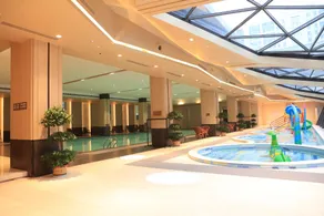 Guanzhong Folk Customs Hot Spring Hotel - Image 5