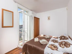 Apartment Brajkovic - One Bedroom Apartment with Loggia and Sea View - Image 5