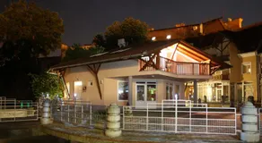 Centrum Lux Apartman - Image 3