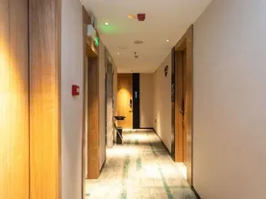 New Zealand Hotel (Yulin Sky Palace) - Image 5