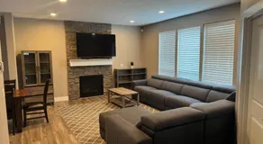 Home in Vancouver - Image 2