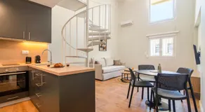 Peoniou 53 Residencies - Image 2