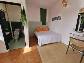 Vintage guest room in Country Club Segamat - Image 4