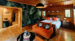 Enchanted Lodge Great Ayton with hot tub and onsite bistro - Image 2