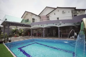 Pantai Klebang48 beach pool Villa/32 Orang/Kolam - Image 4