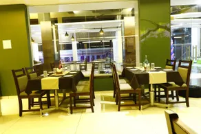 Hotel Triveni Admapur - Image 4
