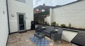 Modern 3 Bed House with Parking in Rothley - Image 4
