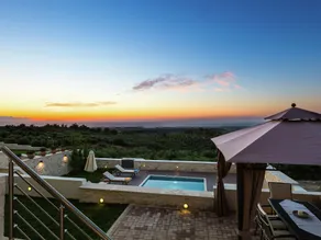 Novel Villa in Roupes with Private Pool near Arkadi Monastery - Image 3