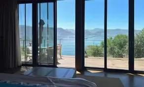 Yuexin Jinghu Luxury Homestay - Image 5