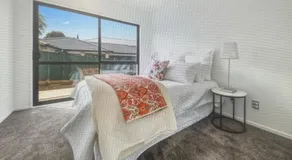 Airport Heaven Comfort Home - Image 4