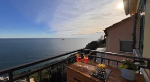 Marilú vista mare con giardino - Image 4