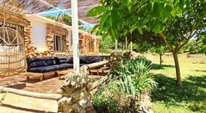 Esencia Lodge - luxurious off-grid cabin retreat - Image 3