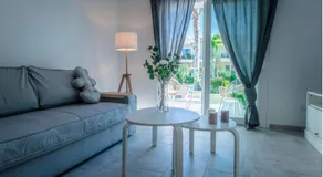 Holiday Cosy Home - Image 2