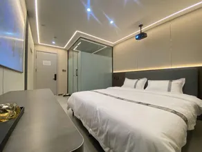 Varyag Holiday Hotel - Image 2