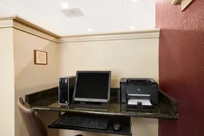 Wingate by Wyndham Jacksonville FL - Image 4