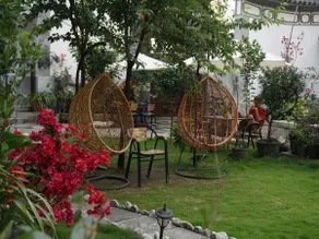 Dali Five Elements Hostel - Image 4