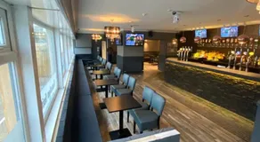 The Windsor Hotel and Bar - Image 2