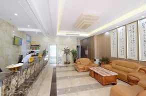 Yishang Sunshine Business Hotel - Image 3