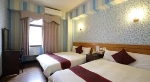 Chiayi Crown Hotel - Image 2