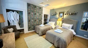 The Three Tuns - Image 2