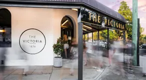 The Victoria Hotel Bathurst - Image 3