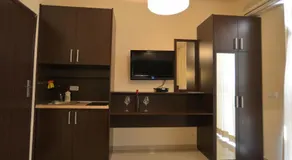 Solar Apartments - Image 4