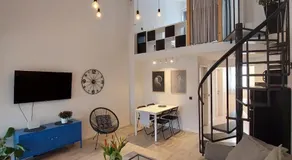 Gallery LUX Loft 75 m2, 2 Baths, 2 Mins to Sea - Image 2