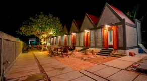 E2 GUEST HOUSE - Image 5