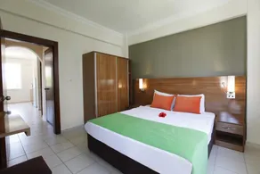 Sunlight Garden Hotel - Image 2