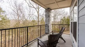 Branson's Great Rock Retreat - Image 3