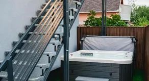 Reborn Lux Apartments - Image 2