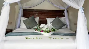 Bustan - Image 5
