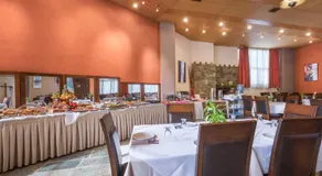 Arahova Inn Hotel - Image 3